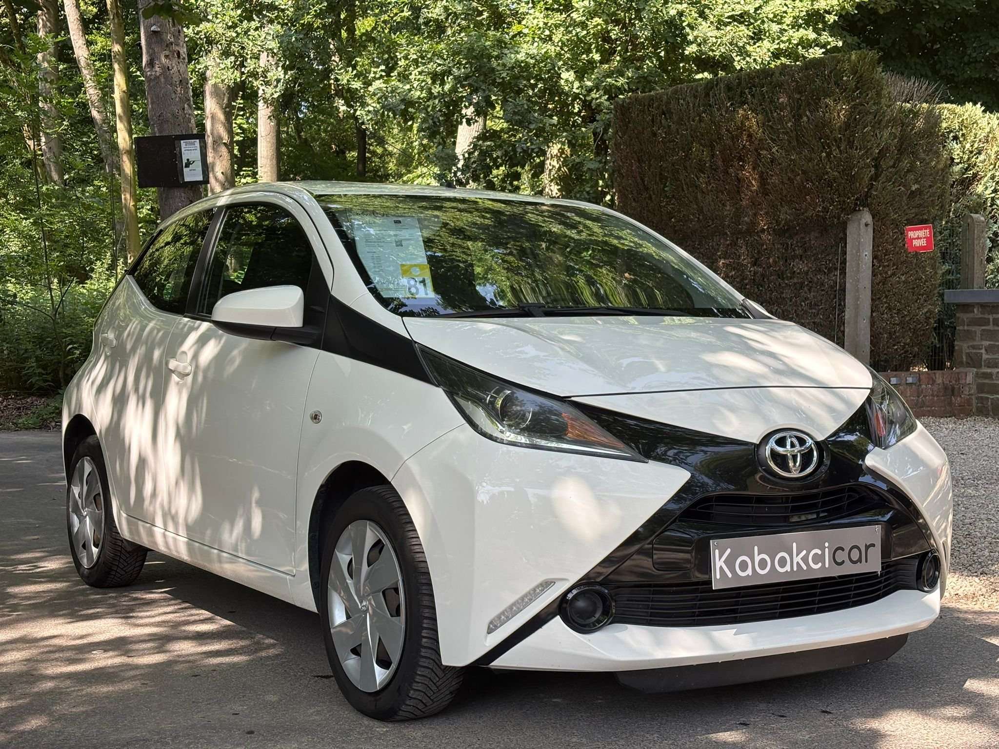Toyota Aygo 1.0i VVT-i /CAMERA RECUL/A.C AUTO/TEL/REG.V