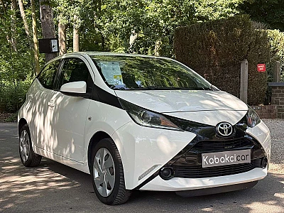 Toyota Aygo 1.0i VVT-i /CAMERA RECUL/A.C AUTO/TEL/REG.V