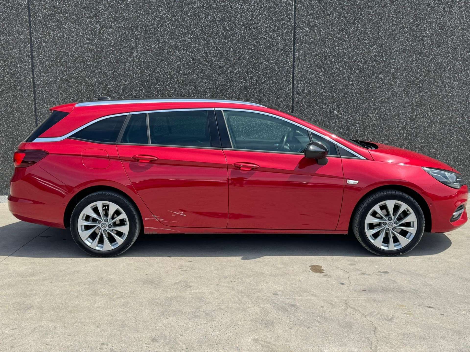 Opel Astra Sports Tourer 1.5 Turbo//CARPLAY/USB/GARANTIE 12M