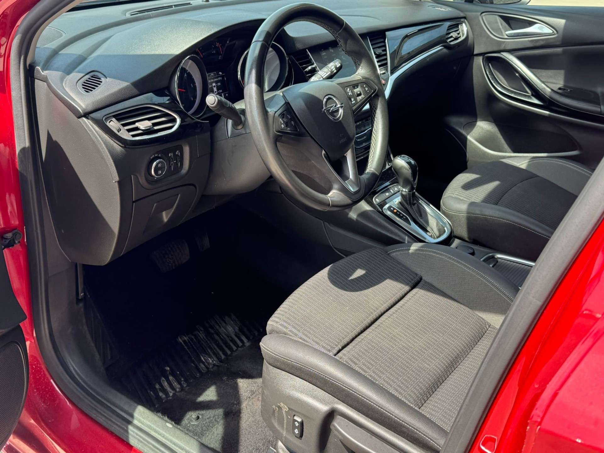 Opel Astra Sports Tourer 1.5 Turbo//CARPLAY/USB/GARANTIE 12M