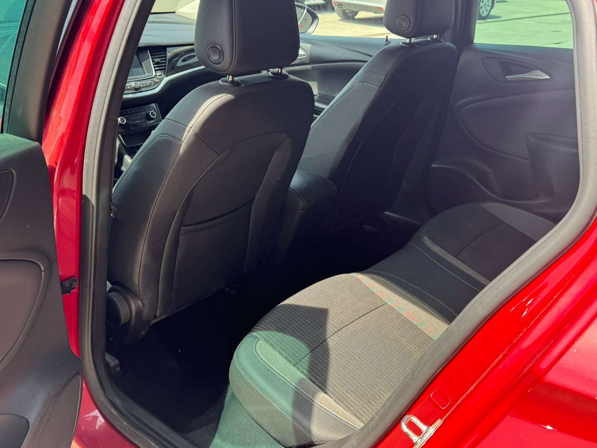 Opel Astra Sports Tourer 1.5 Turbo//CARPLAY/USB/GARANTIE 12M