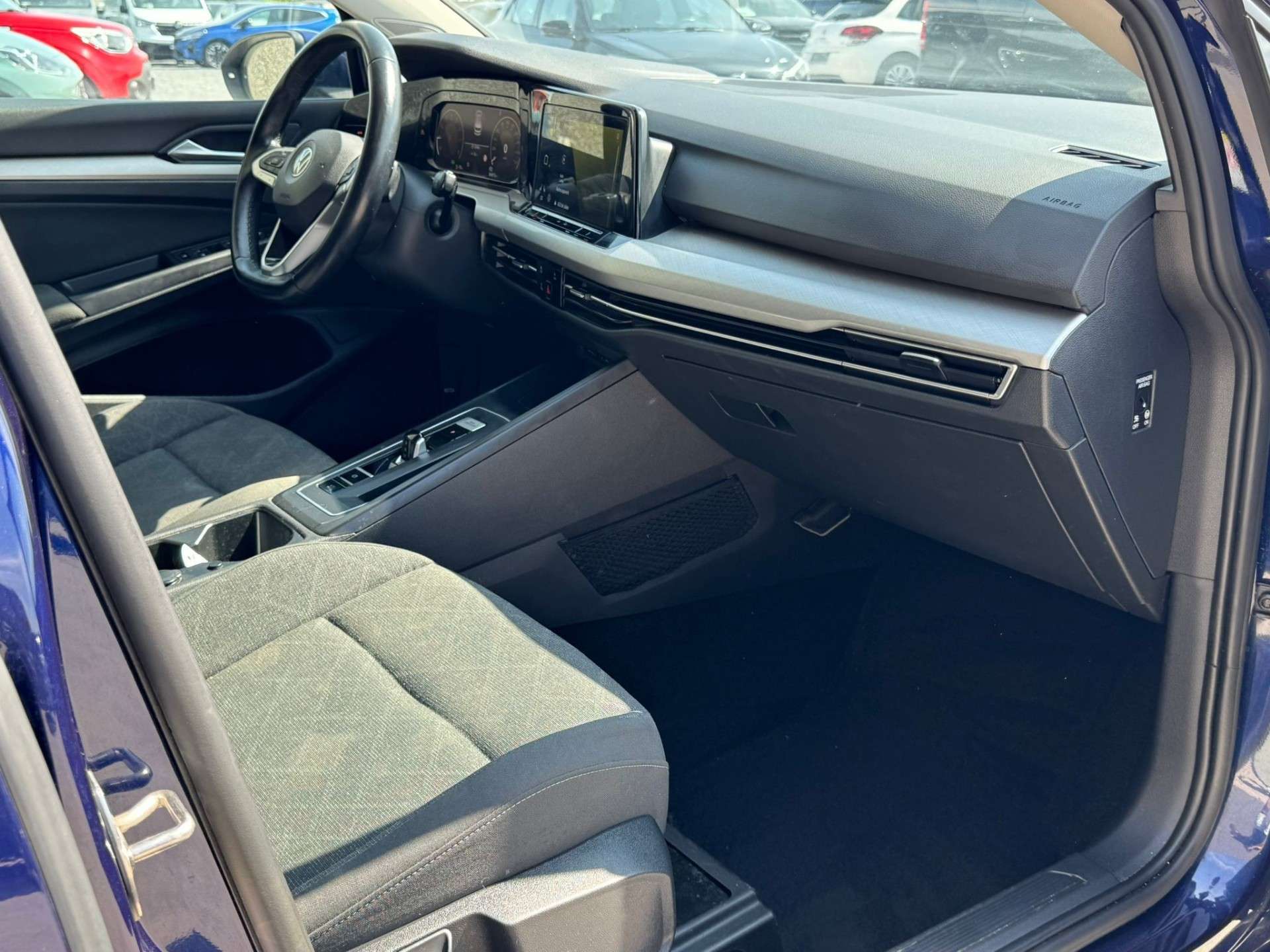 Volkswagen Golf 1.5 eTSI Life  DSG//CARPLAY//CAMERA//GARANTIE 12M