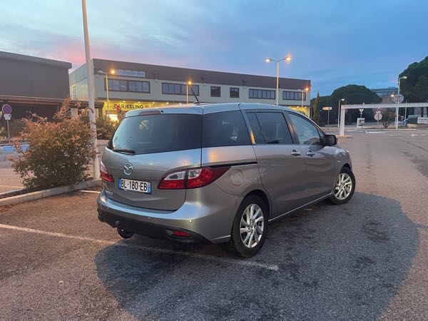 Mazda 5 II 1.6 MZ-CD 115 ELEGANCE