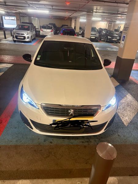 Peugeot 308 308 gt Line boîte auto