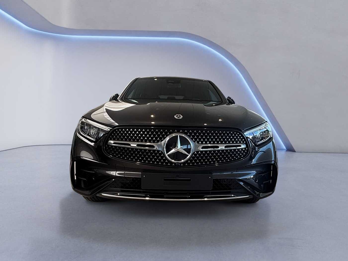 Mercedes-Benz GLC 300  e 4MATIC Coupé AMG Line