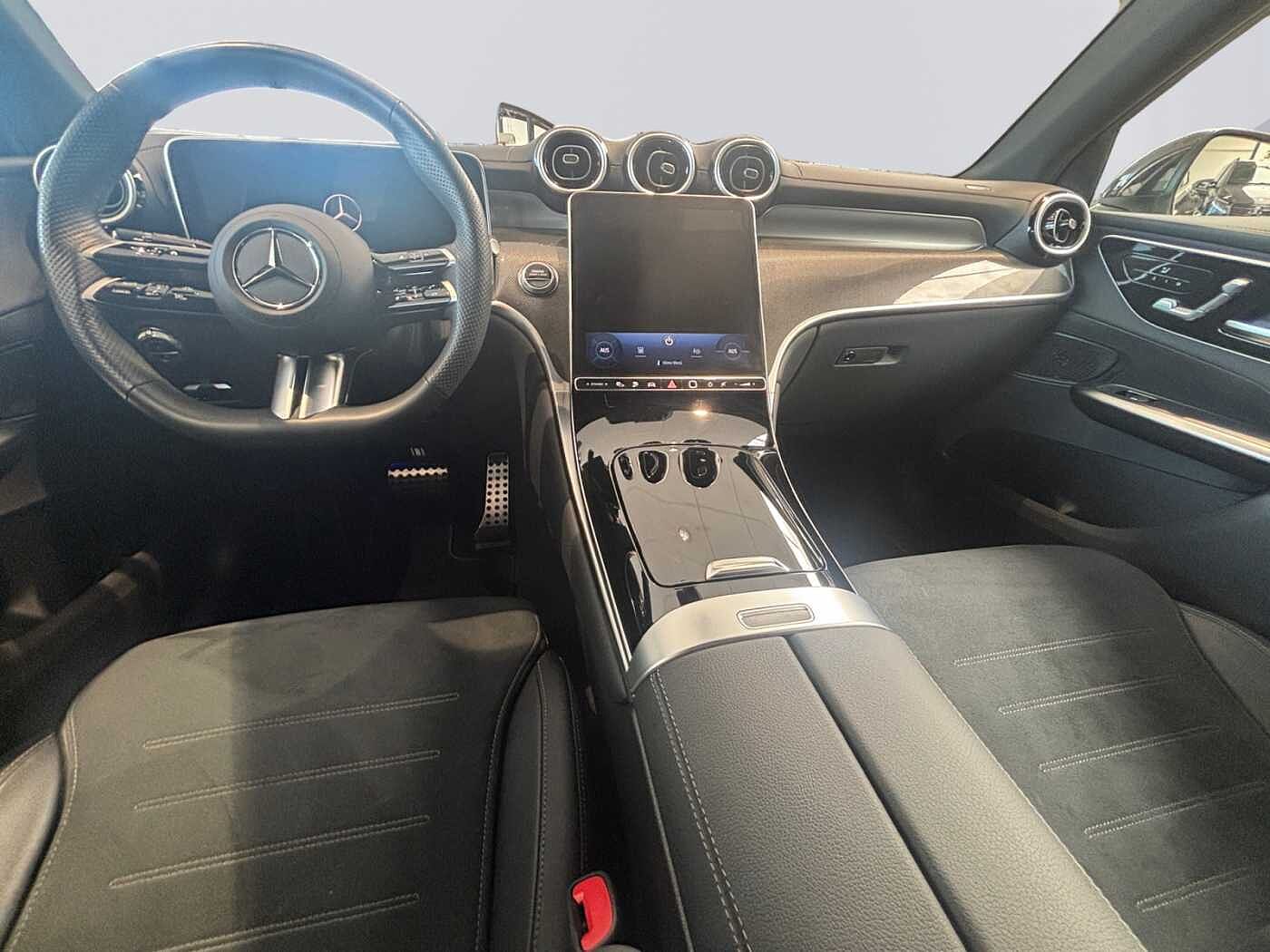 Mercedes-Benz GLC 300  e 4MATIC Coupé AMG Line