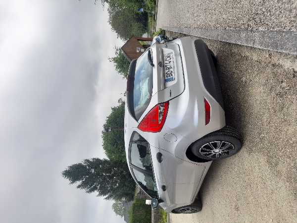 Ford Fiesta IV 1400 TDCI AMBIENTE 5P Full Entretiens
