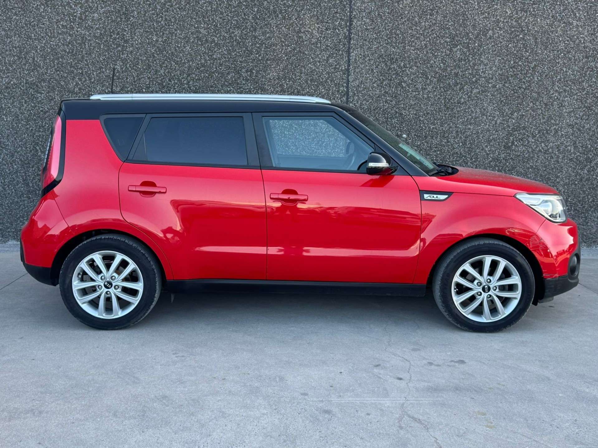 Kia Soul 1.6 CDRi //CARPLAY/GPS//CLIM//USB//GARANTIE 12M