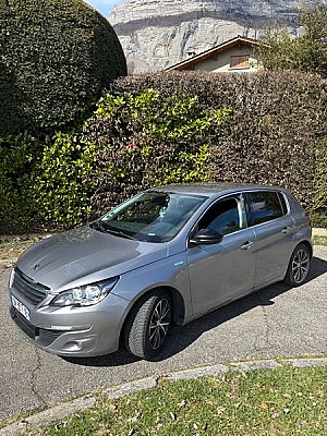 Peugeot 308 II 1.6 E-HDI 115 SENSATION