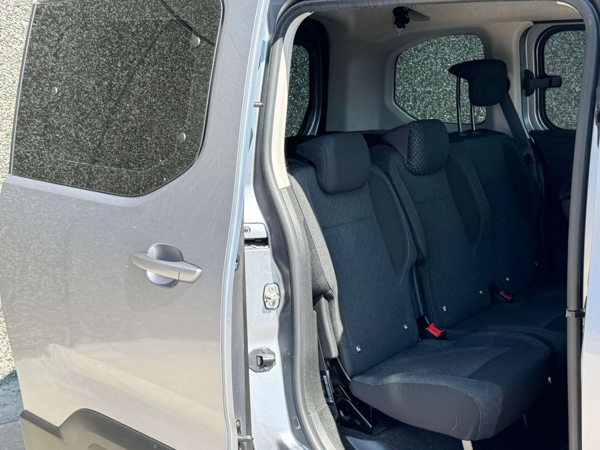 Peugeot Rifter 1.5 BlueHDi Style//CARPLAY/GPS/CAMERA/GARANTIE