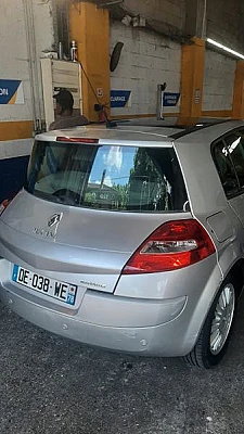 Renault Megane II (2) 1.9 DCI 130 FAP PACK EXPRESSION BVA PROACTIVE 5P