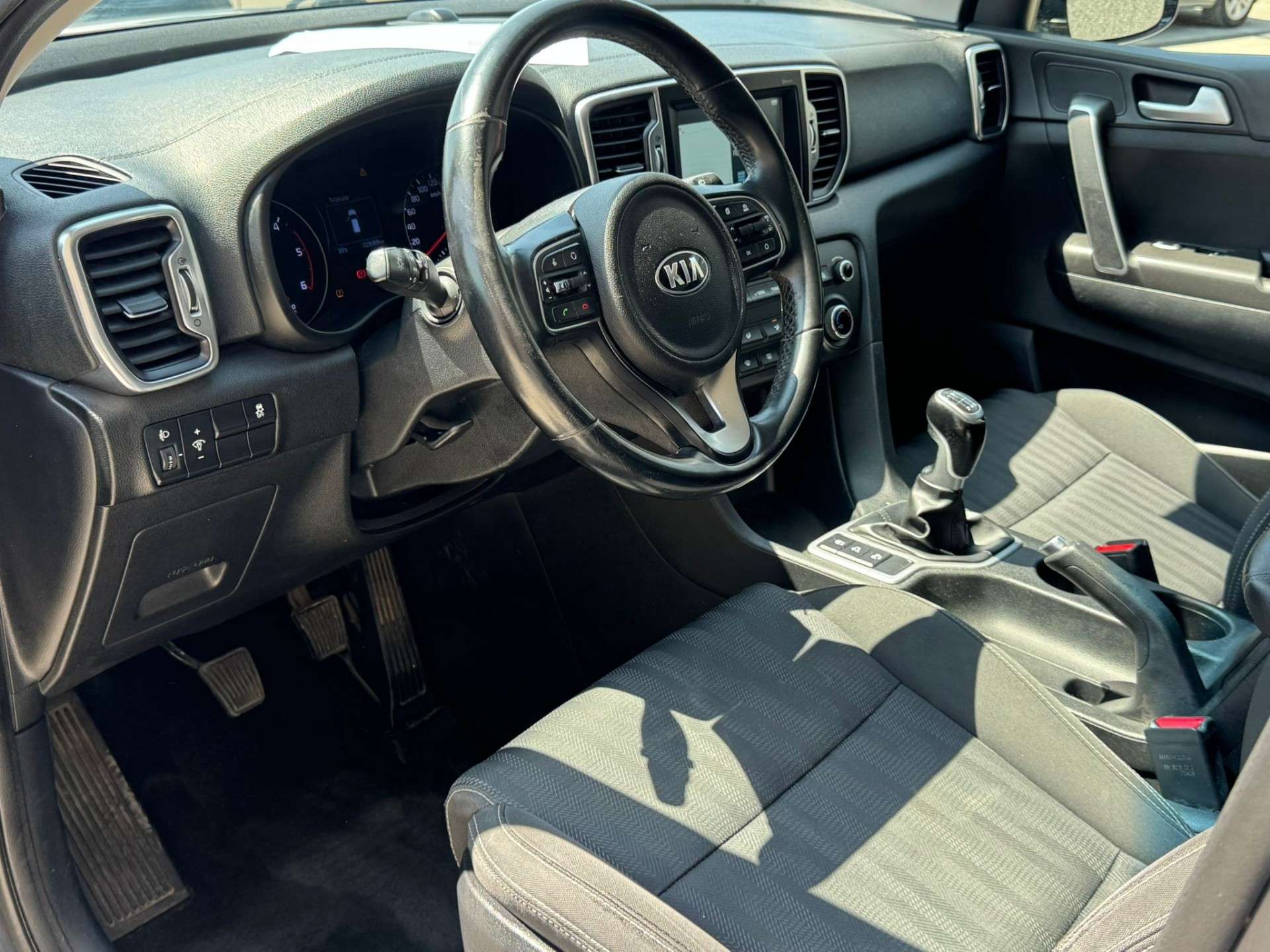 Kia Sportage 1.7 CRDi 2WD Fusion//CARPLAY/GPS/USB/GARANTIE 12M