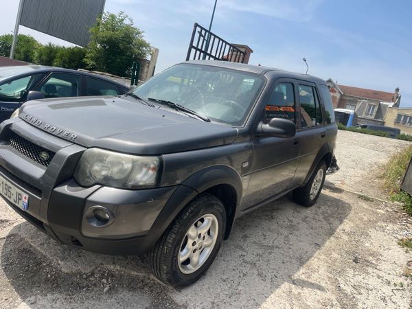 Land Rover Freelander 2.0 TD4 SE 5P