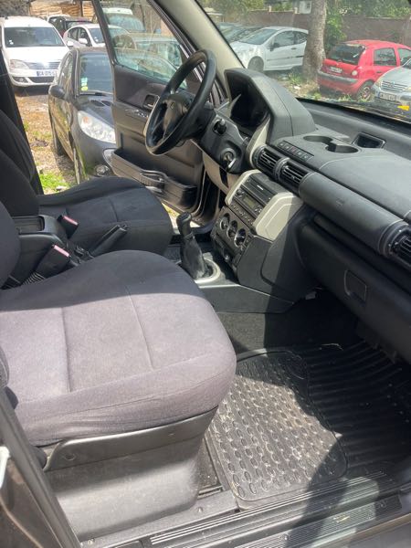 Land Rover Freelander 2.0 TD4 SE 5P