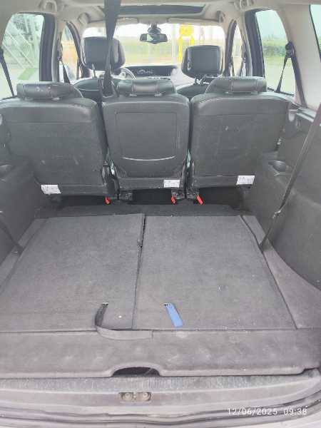 Renault Grand Scenic III 1.6 DCI 130 FAP INITIAL PARIS 7PL ECO2