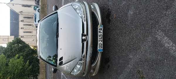Peugeot 206+ 1.4 75 PACK TRENDY 5P