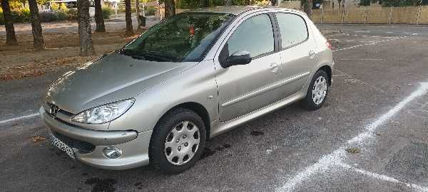 Peugeot 206+ 1.4 75 PACK TRENDY 5P
