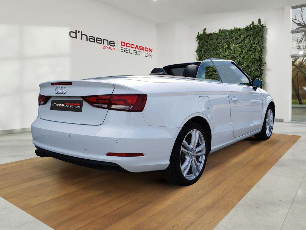 Audi A3 Cabriolet Audi A3 Cabriolet Attraction 1.4 TFSI  92(125) kW(ch) 6 vitesses