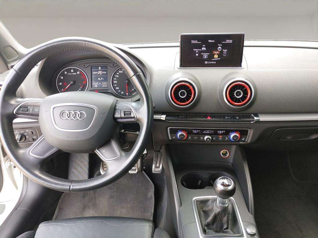 Audi A3 Cabriolet Audi A3 Cabriolet Attraction 1.4 TFSI  92(125) kW(ch) 6 vitesses