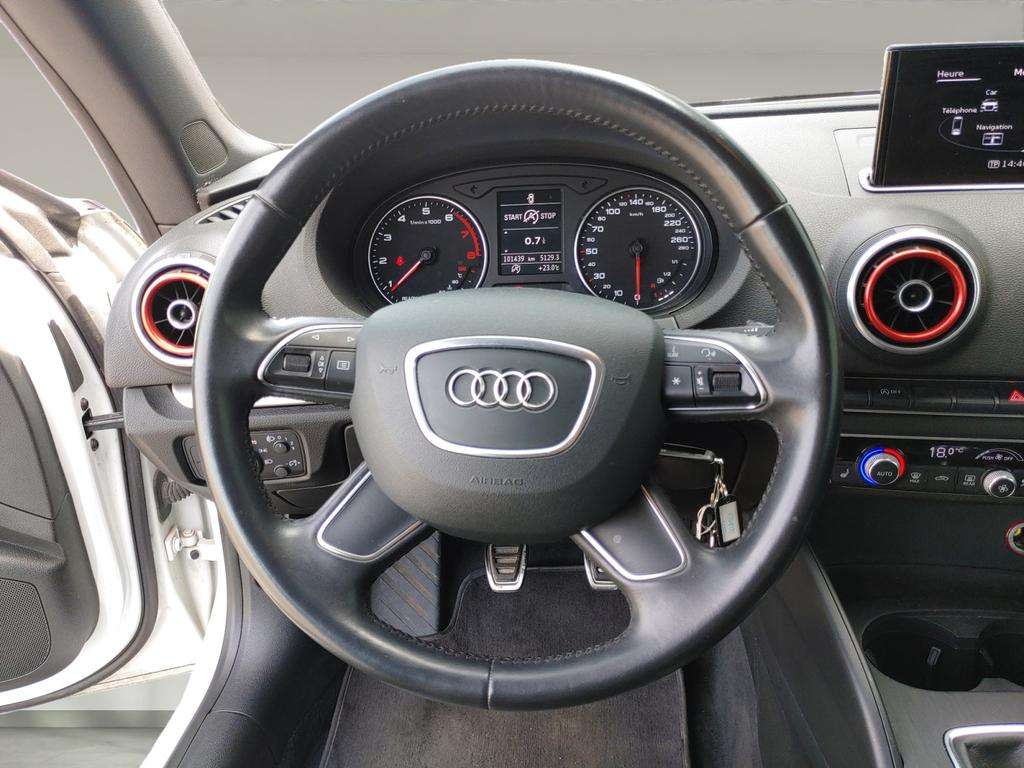 Audi A3 Cabriolet Audi A3 Cabriolet Attraction 1.4 TFSI  92(125) kW(ch) 6 vitesses