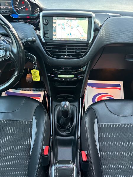 Peugeot 2008 (2) 1.6 BLUEHDI 100 S&amp;S ALLURE BUSINESS