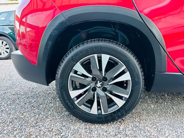 Peugeot 2008 (2) 1.6 BLUEHDI 100 S&amp;S ALLURE BUSINESS