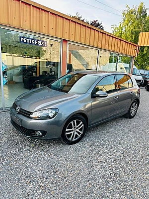 Volkswagen Golf VII 1.6 TDI 105 BLUEMOTION TECHNOLOGY CONFORTLINE 3P