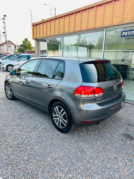 Volkswagen Golf VII 1.6 TDI 105 BLUEMOTION TECHNOLOGY CONFORTLINE 3P