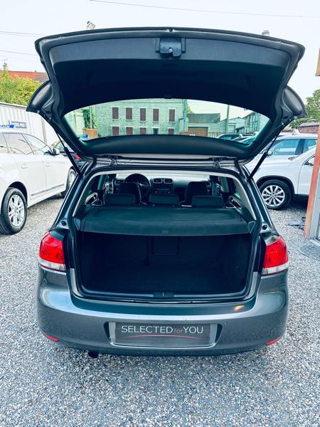 Volkswagen Golf VII 1.6 TDI 105 BLUEMOTION TECHNOLOGY CONFORTLINE 3P