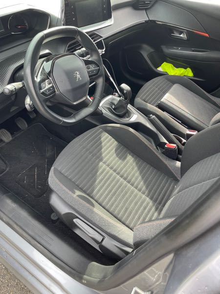 Peugeot 208 II 1.2 PURETECH 75 S&amp;S ACTIVE BUSINESS
