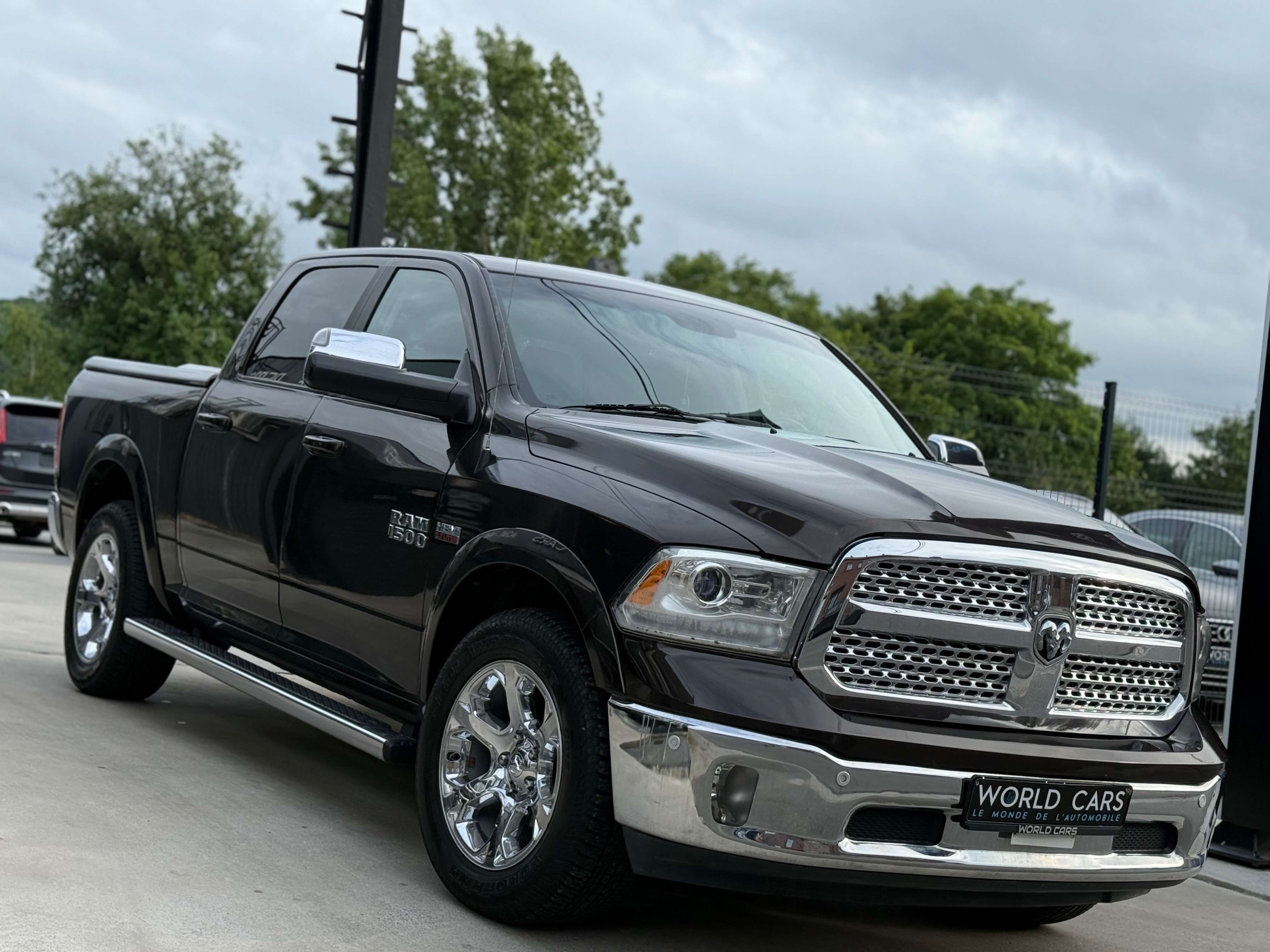 Dodge RAM 5.7 LPG LARAMIE /NAVI /CAMERA /FULL OPTIONS