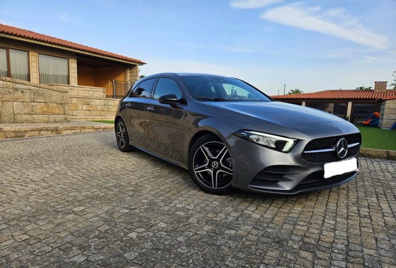Mercedes-Benz Classe A IV BERLINE 250 AMG LINE 4MATIC 7G-DCT