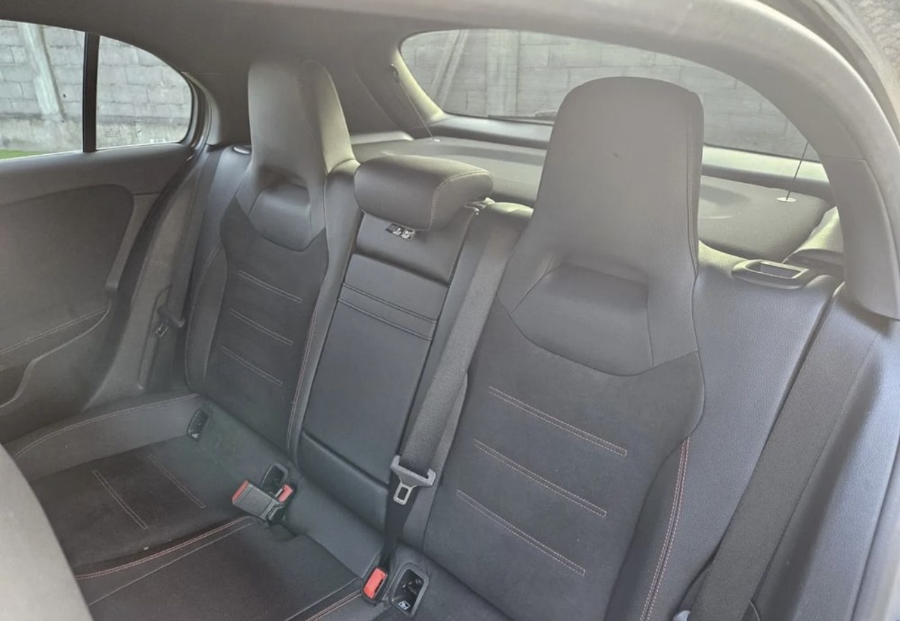 Mercedes-Benz Classe A IV BERLINE 250 AMG LINE 4MATIC 7G-DCT