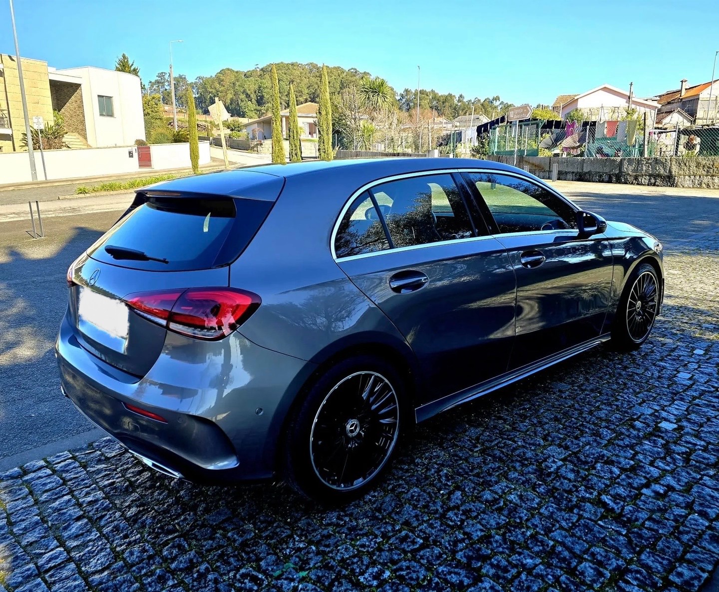 Mercedes-Benz Classe A IV BERLINE 250 AMG LINE 4MATIC 7G-DCT