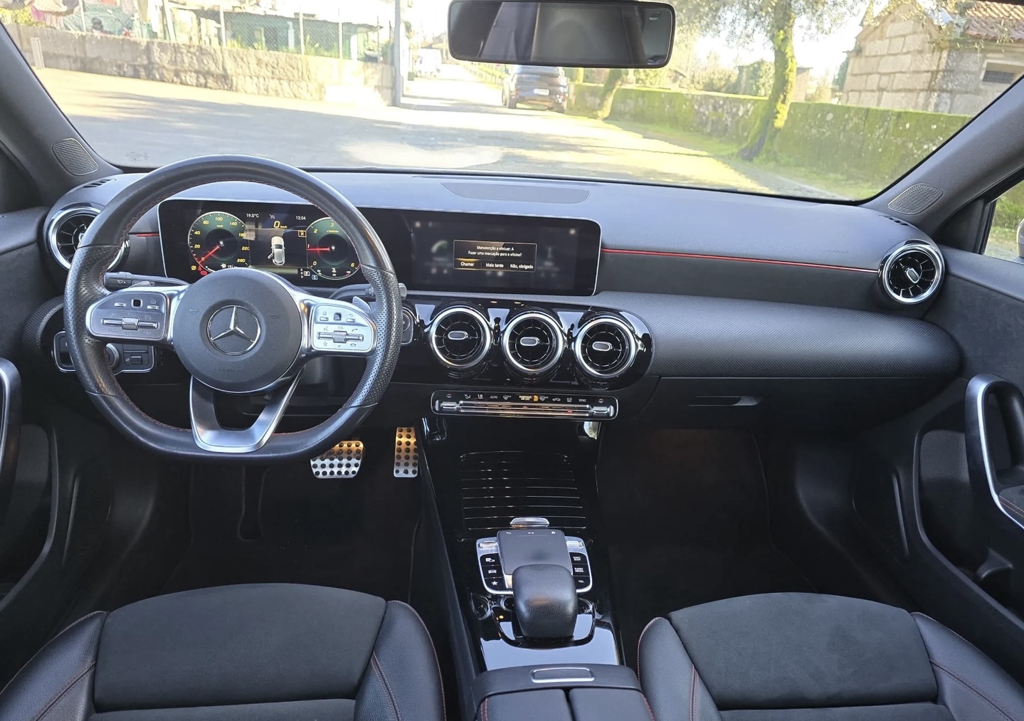 Mercedes-Benz Classe A IV BERLINE 250 AMG LINE 4MATIC 7G-DCT