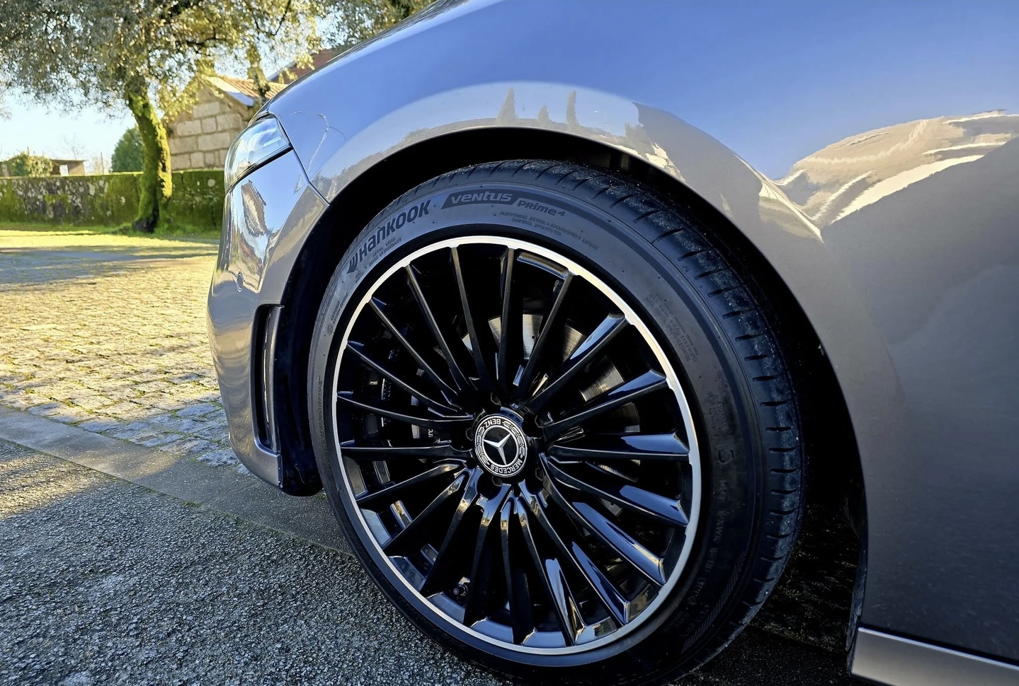Mercedes-Benz Classe A IV BERLINE 250 AMG LINE 4MATIC 7G-DCT