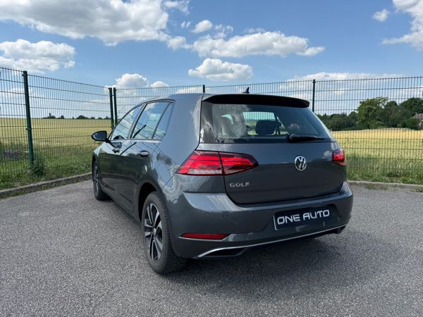 Volkswagen Golf VII (2) 1.0 TSI 115 IQ.DRIVE BV6 5P