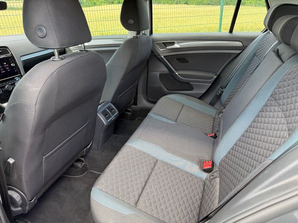 Volkswagen Golf VII (2) 1.0 TSI 115 IQ.DRIVE BV6 5P