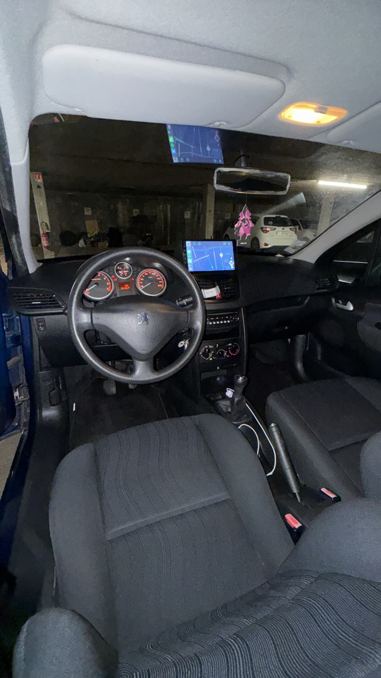 Peugeot 207 1.4 Essence -Parfait État - 157 000 km