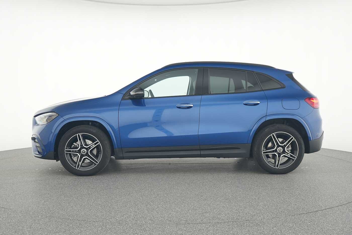Mercedes-Benz GLA 250  e AMG Line