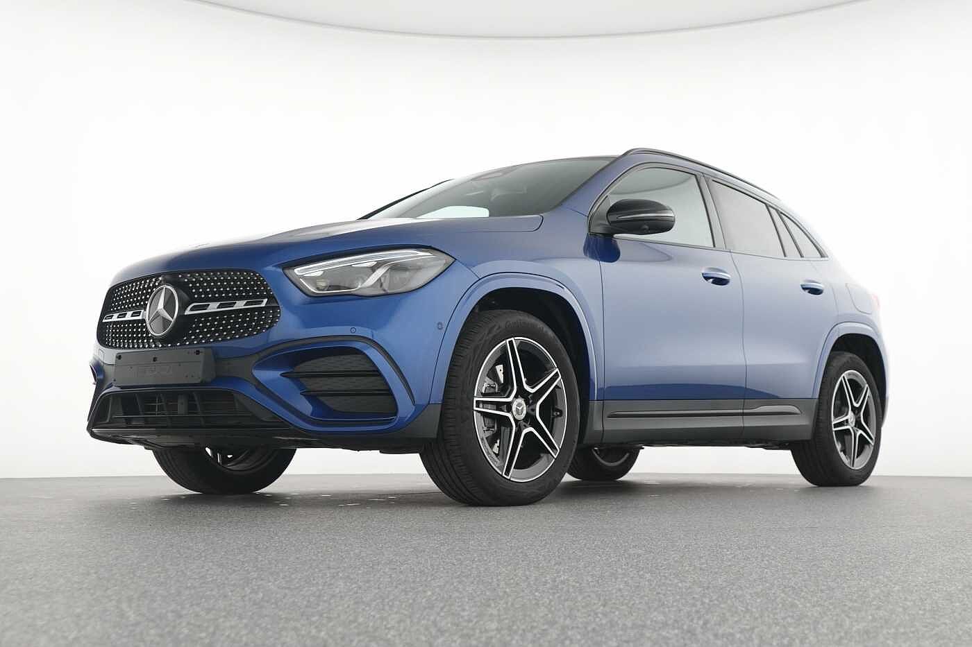 Mercedes-Benz GLA 250  e AMG Line