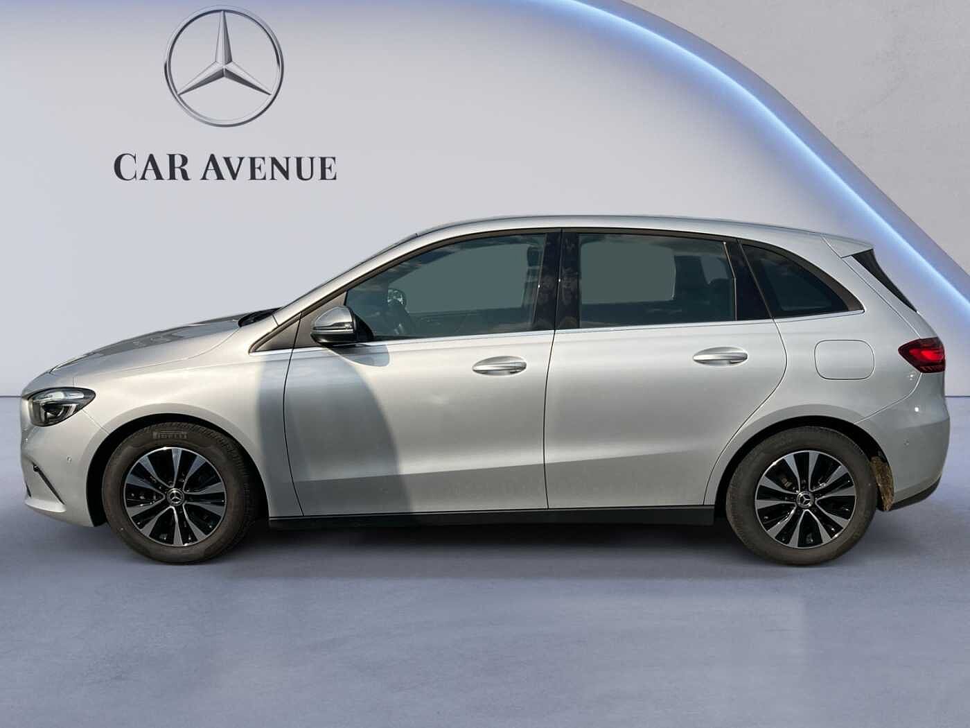 Mercedes-Benz B 180  ...