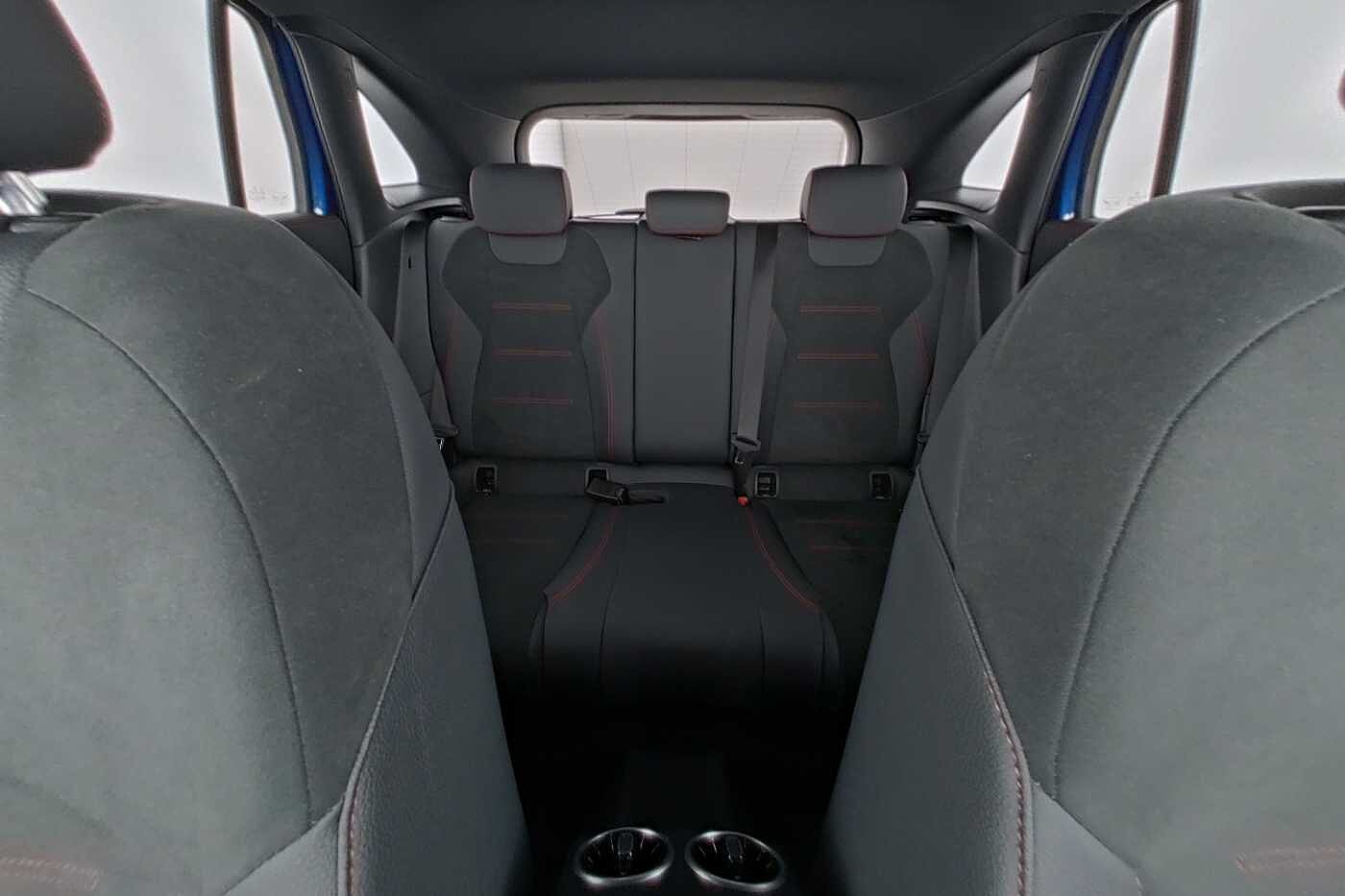 Mercedes-Benz GLA 250  e AMG Line