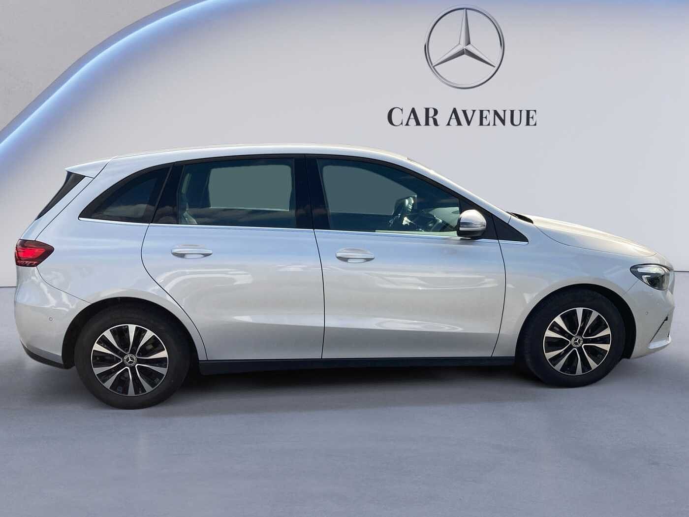 Mercedes-Benz B 180  ...
