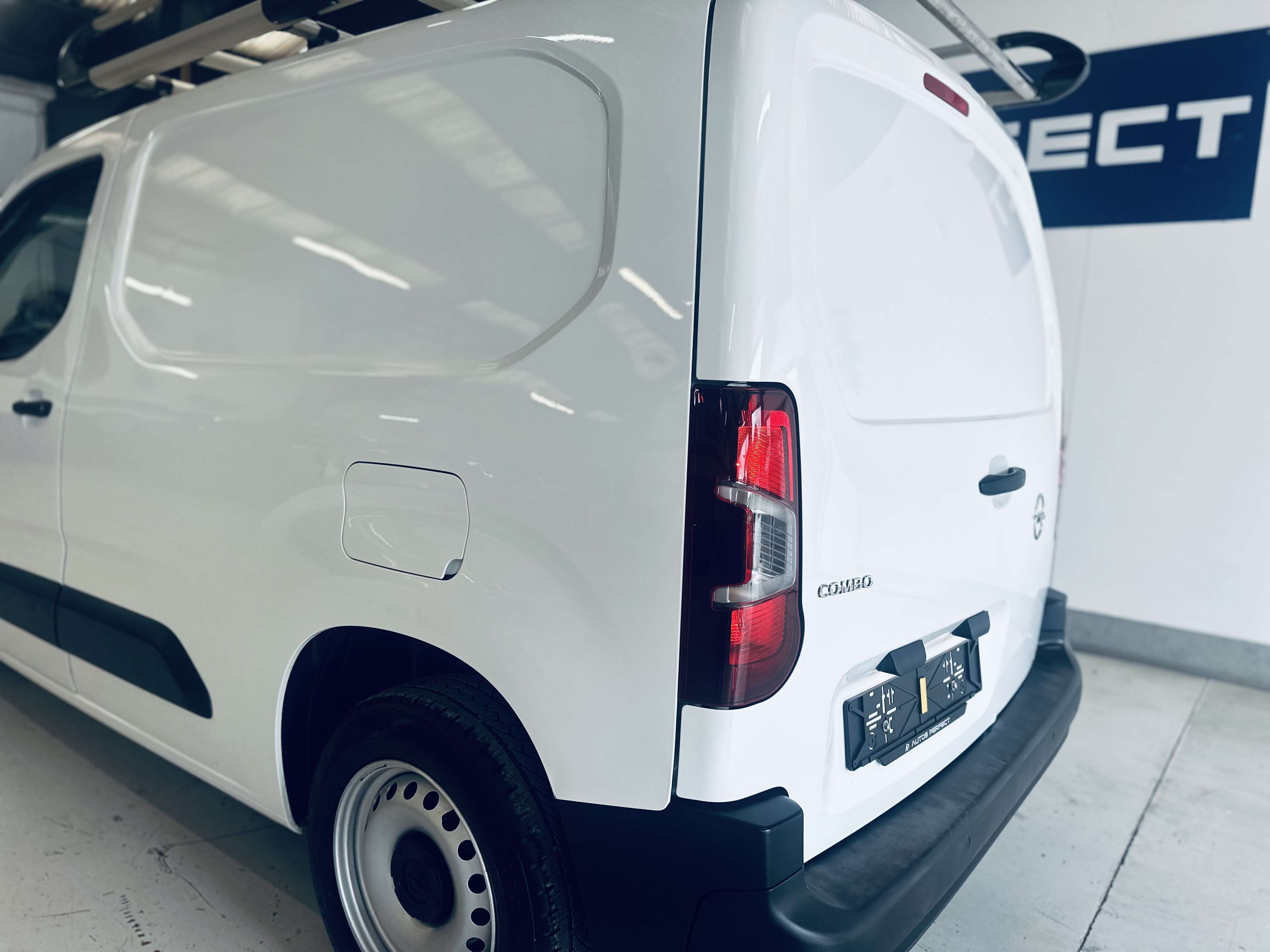 Opel Combo 1.5 TD BI L1H1 GALERIE TOIT 2PLACES CLIM BLUETOOTH