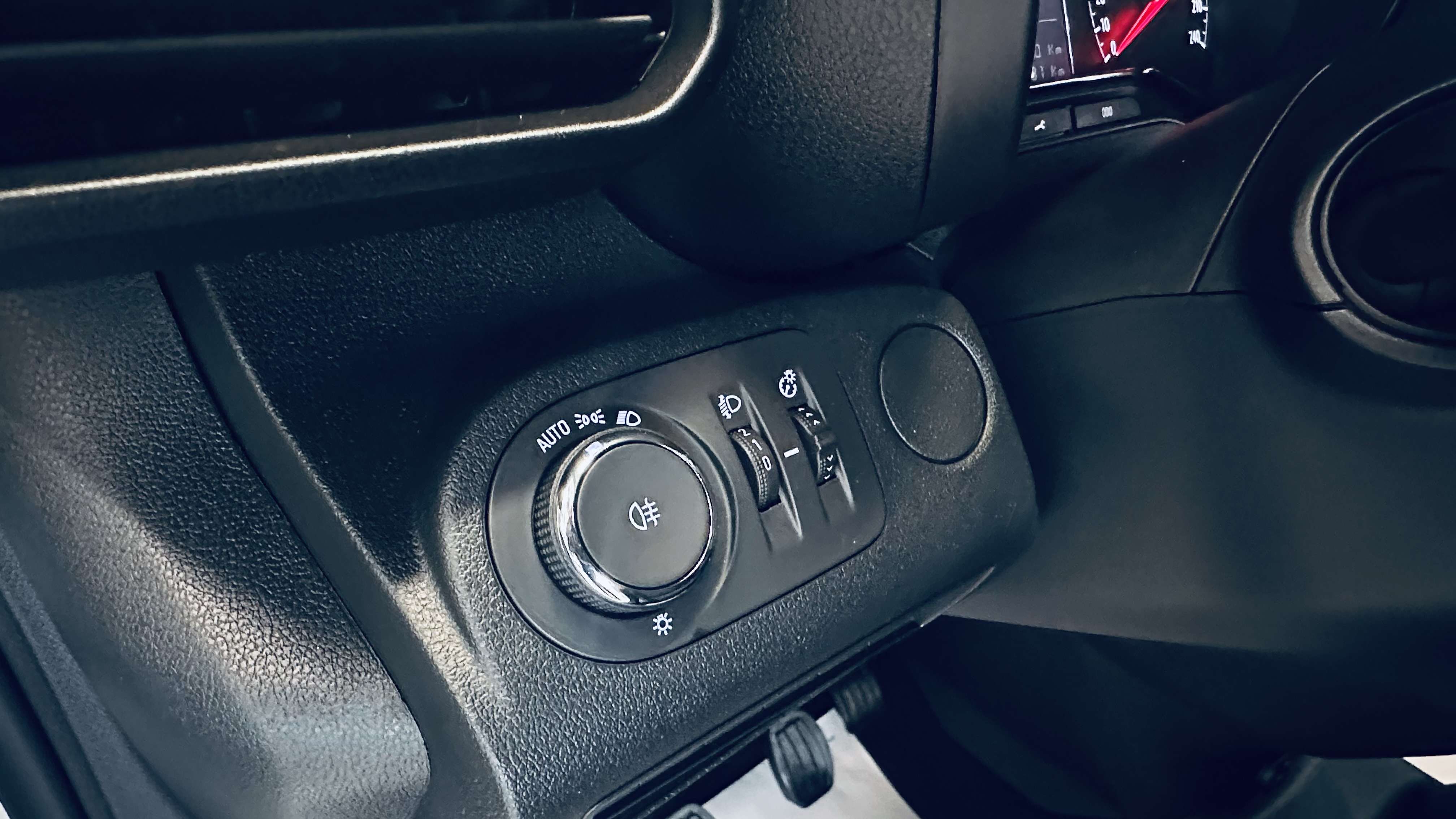 Opel Combo 1.5 TD BI L1H1 GALERIE TOIT 2PLACES CLIM BLUETOOTH