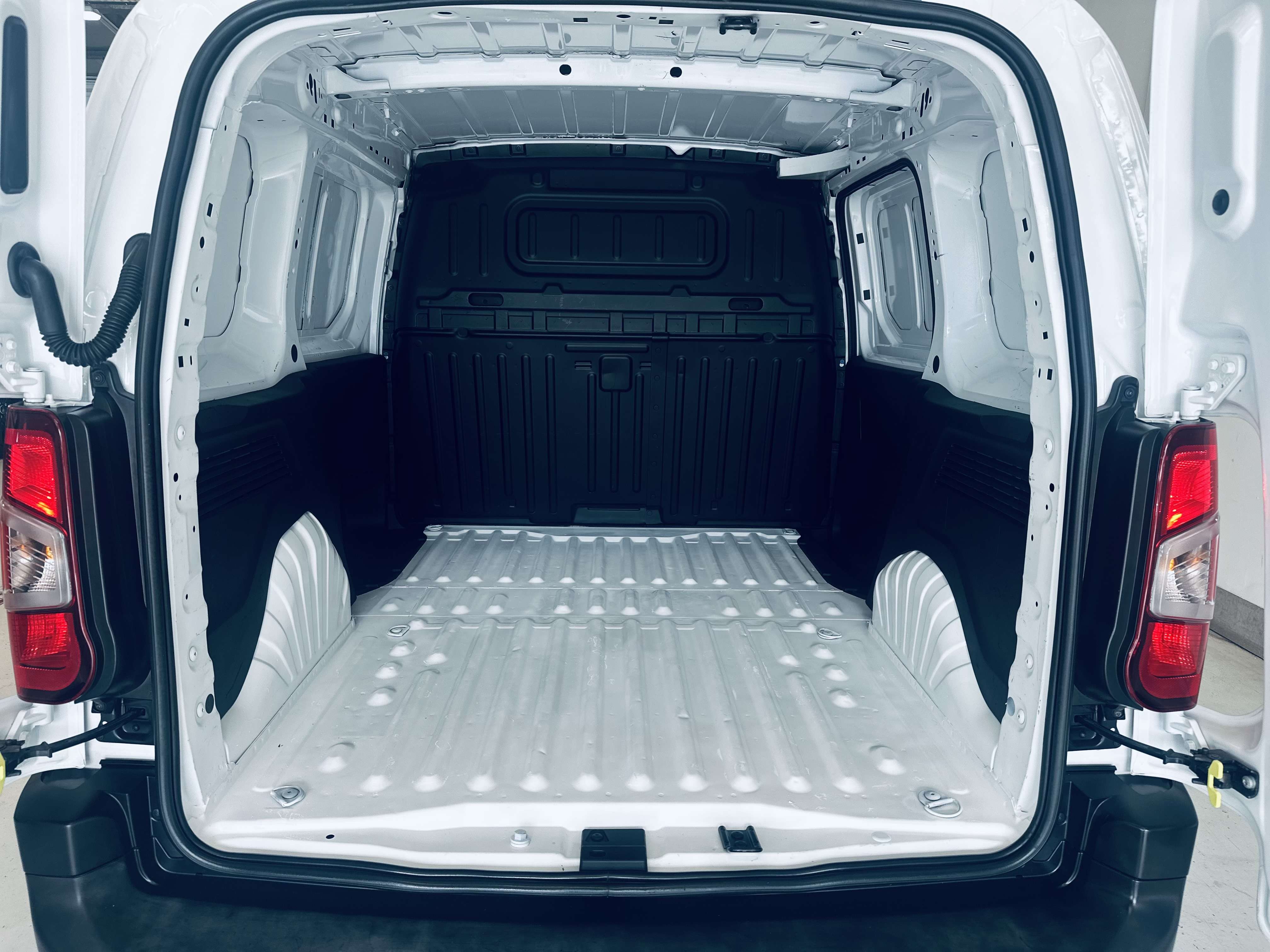 Opel Combo 1.5 TD BI L1H1 GALERIE TOIT 2PLACES CLIM BLUETOOTH