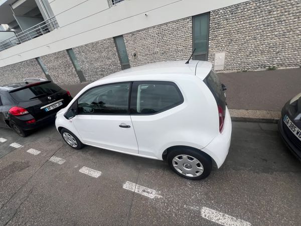 Volkswagen Up! (2) 1.0 65 ACTIVE 5P