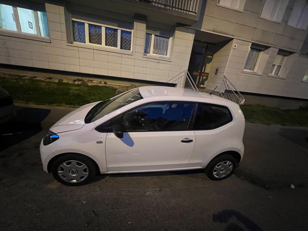 Volkswagen Up! (2) 1.0 65 ACTIVE 5P