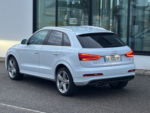 Audi Q3 2.0 TDI 140 S LINE